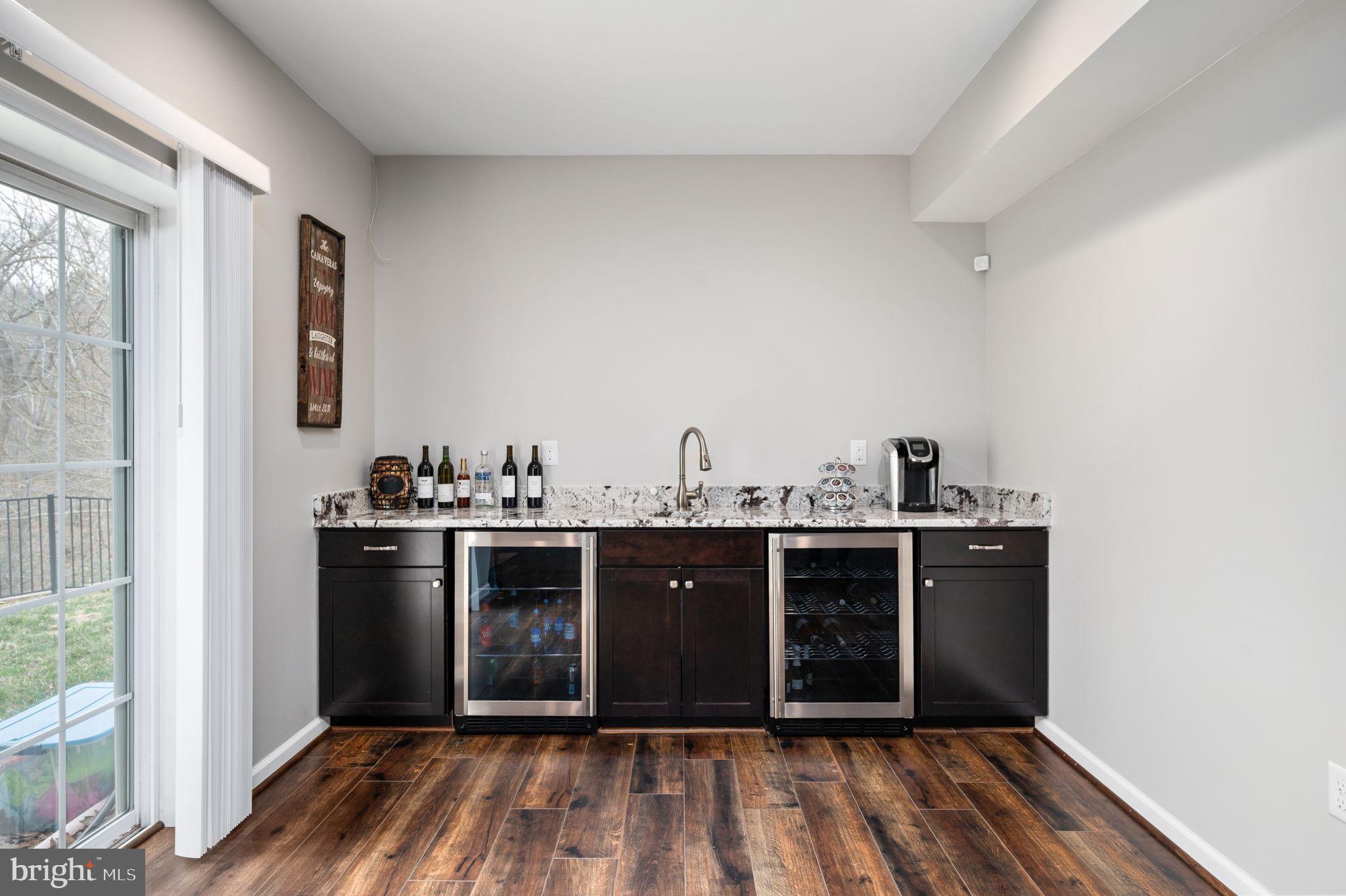 33 Darden Ct