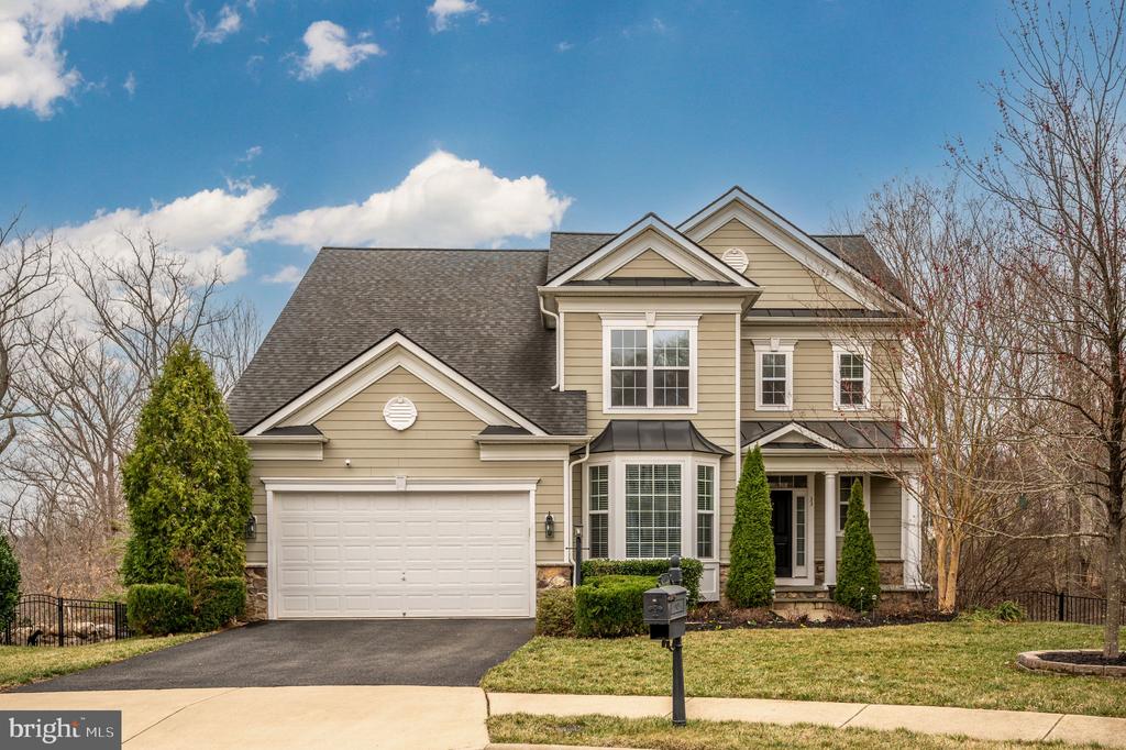 33 Darden Ct