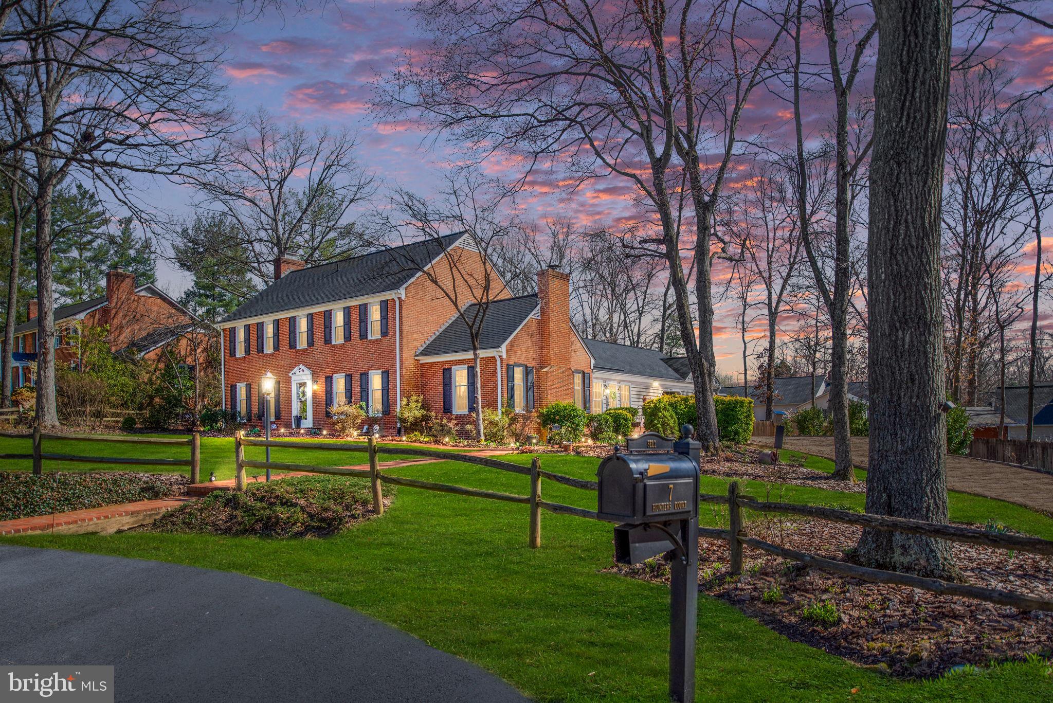 7 Hunters Ct