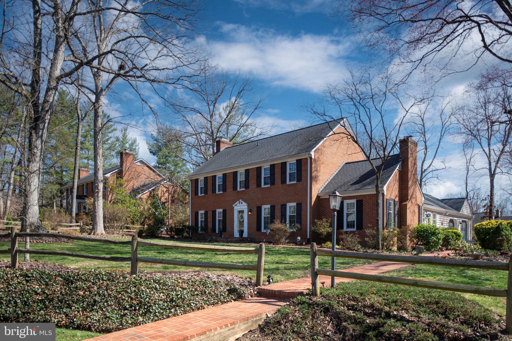 7 Hunters Ct