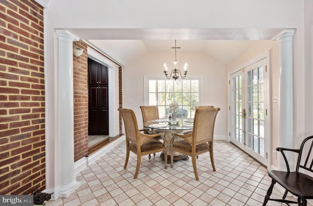 7 Hunters Ct