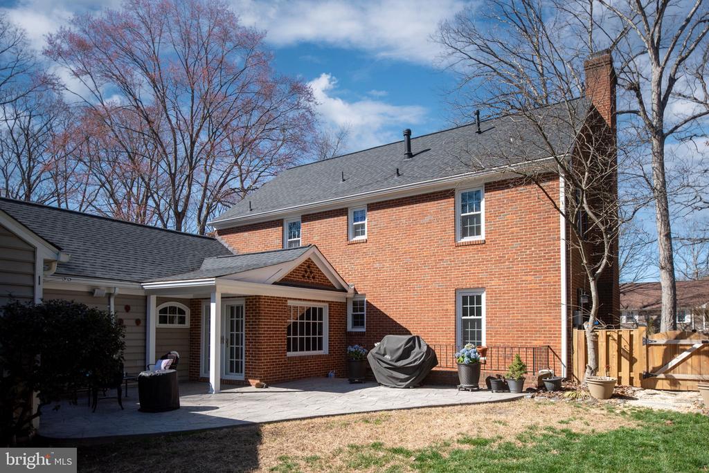 7 Hunters Ct