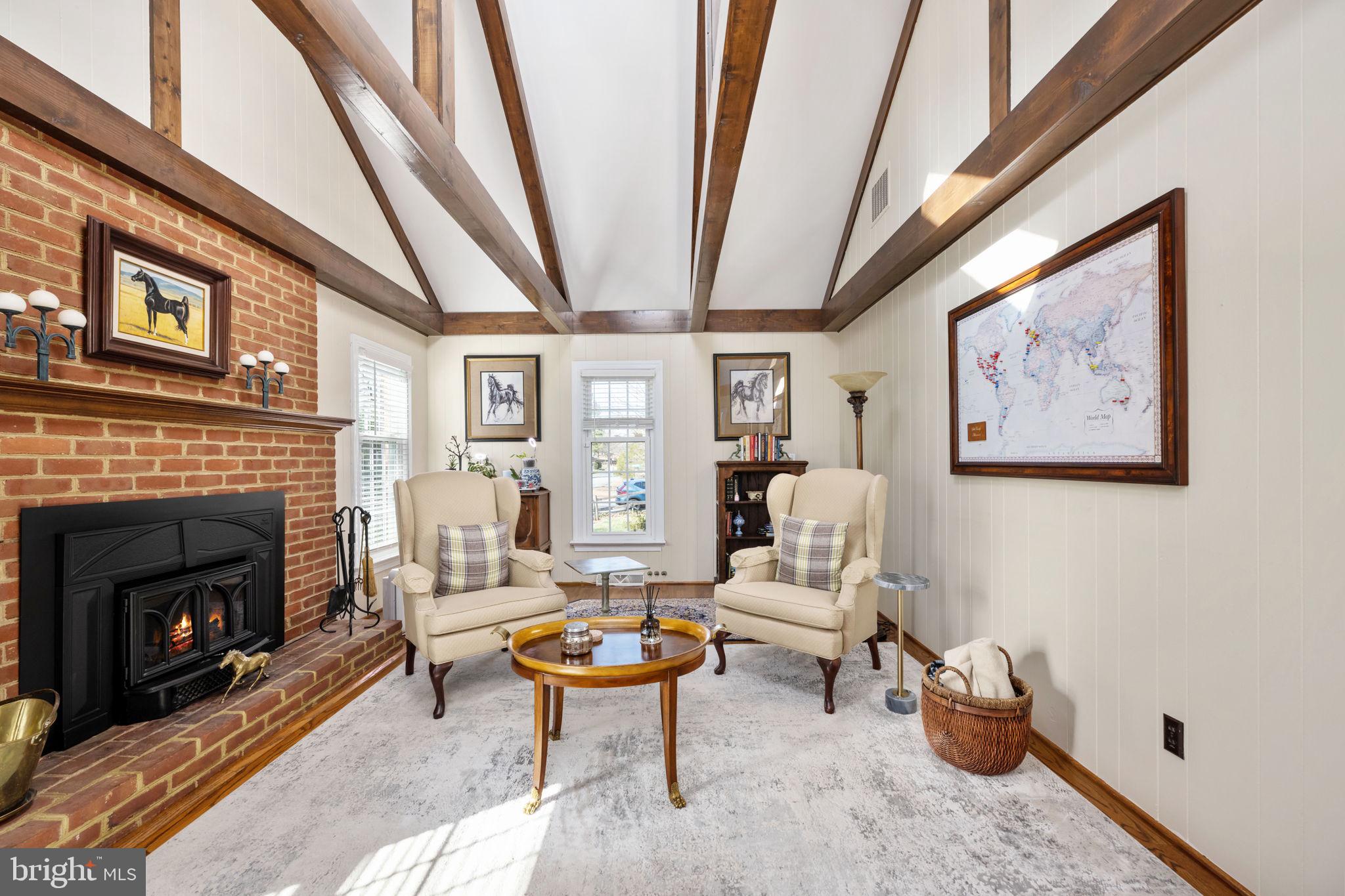 7 Hunters Ct