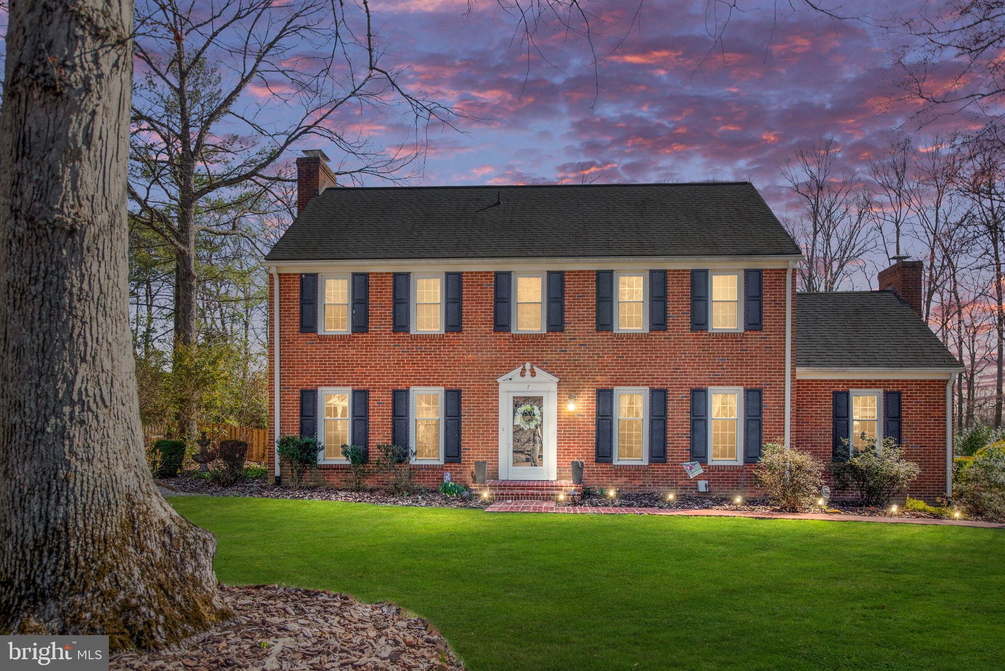 7 Hunters Ct