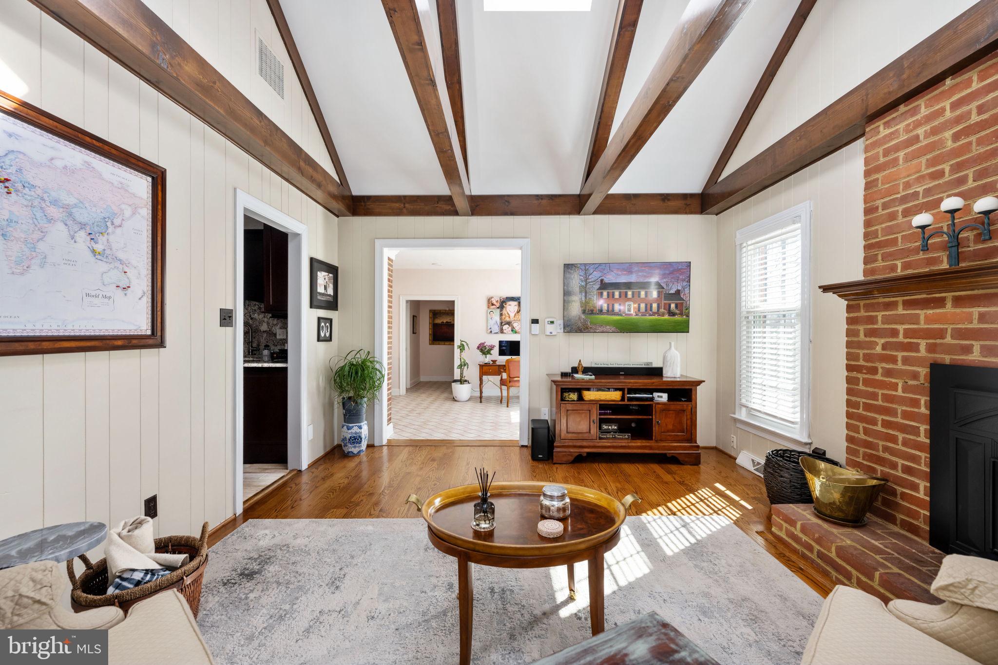 7 Hunters Ct