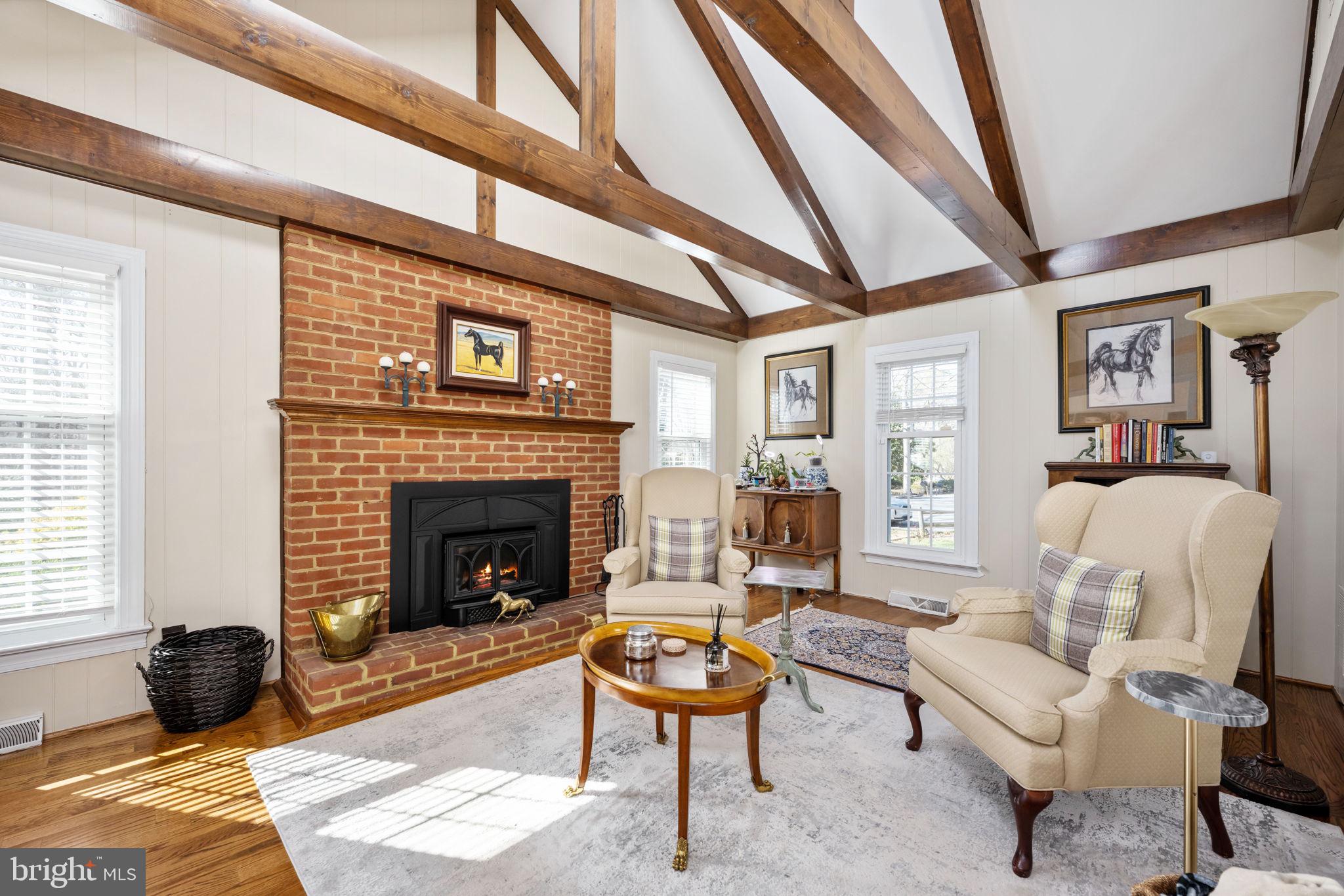 7 Hunters Ct