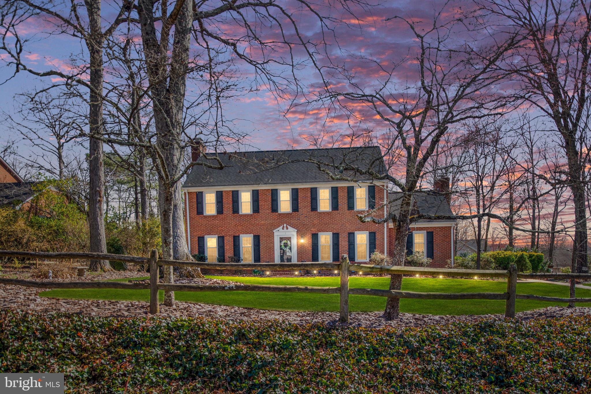 7 Hunters Ct