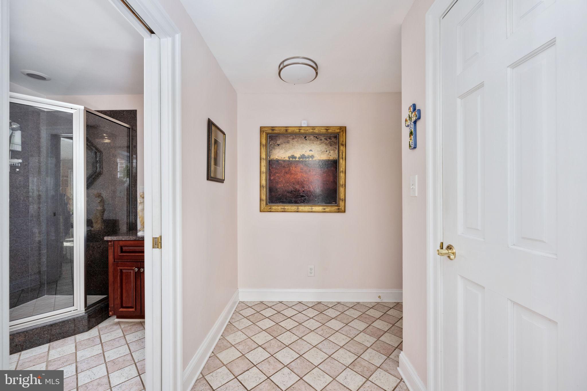 7 Hunters Ct