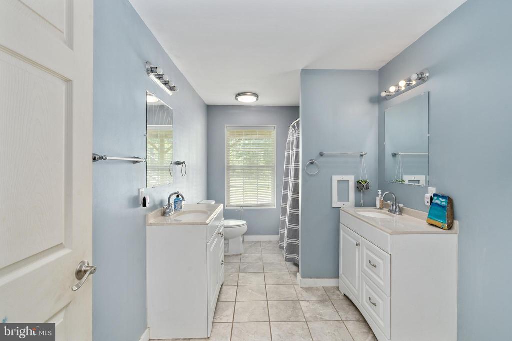 312 RICHARDS FERRY ROAD
