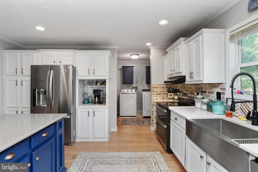 312 RICHARDS FERRY ROAD