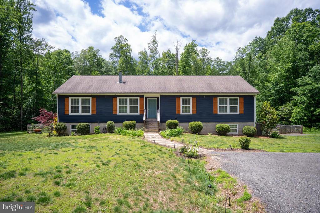 312 RICHARDS FERRY ROAD