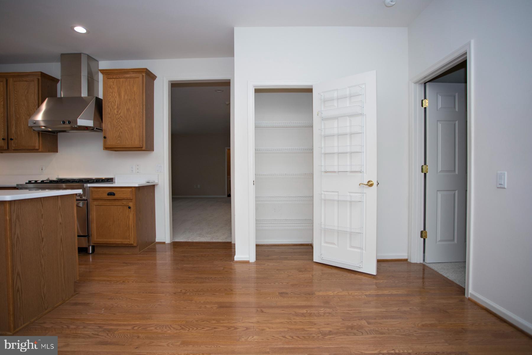 30 Dayton Cir