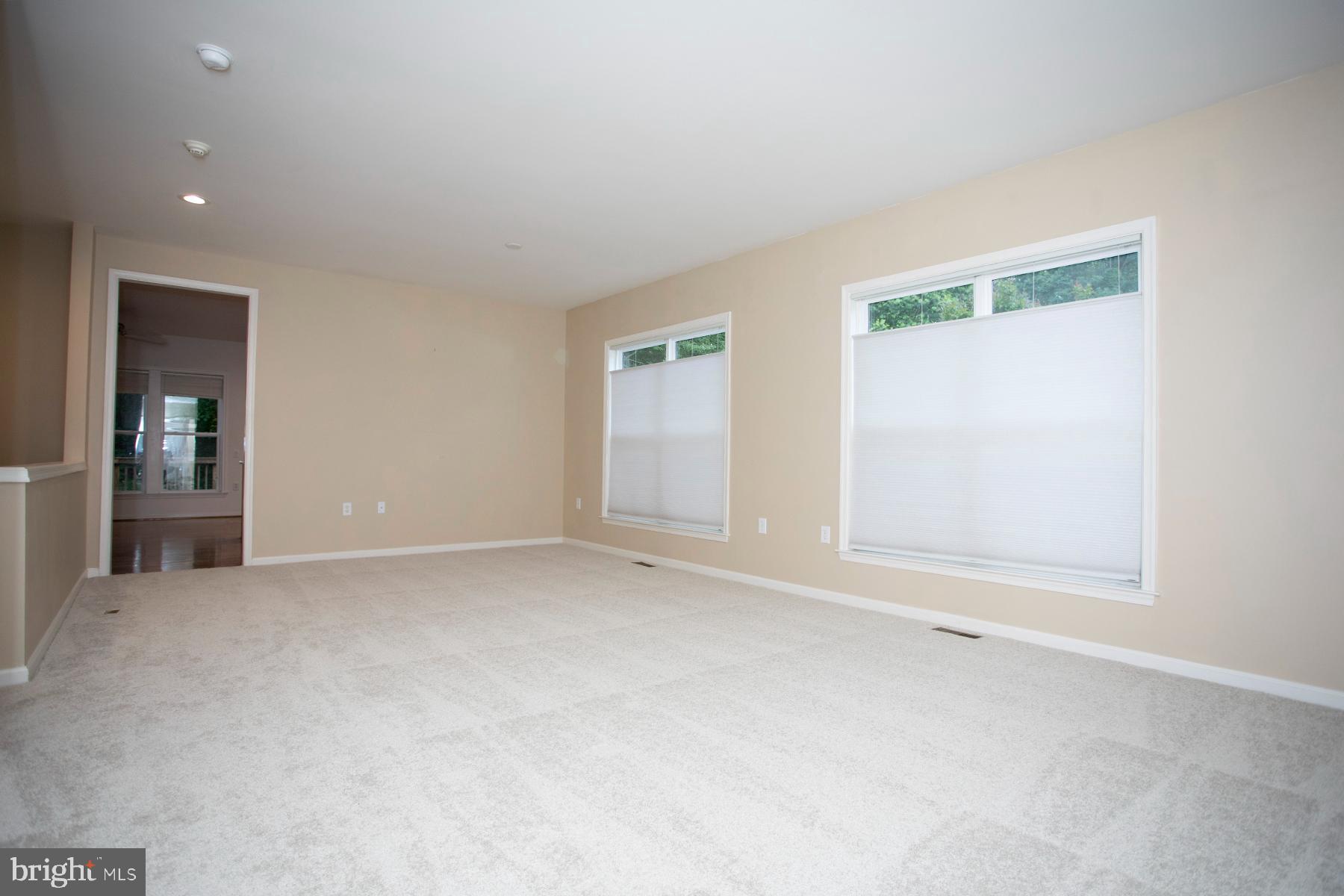 30 Dayton Cir