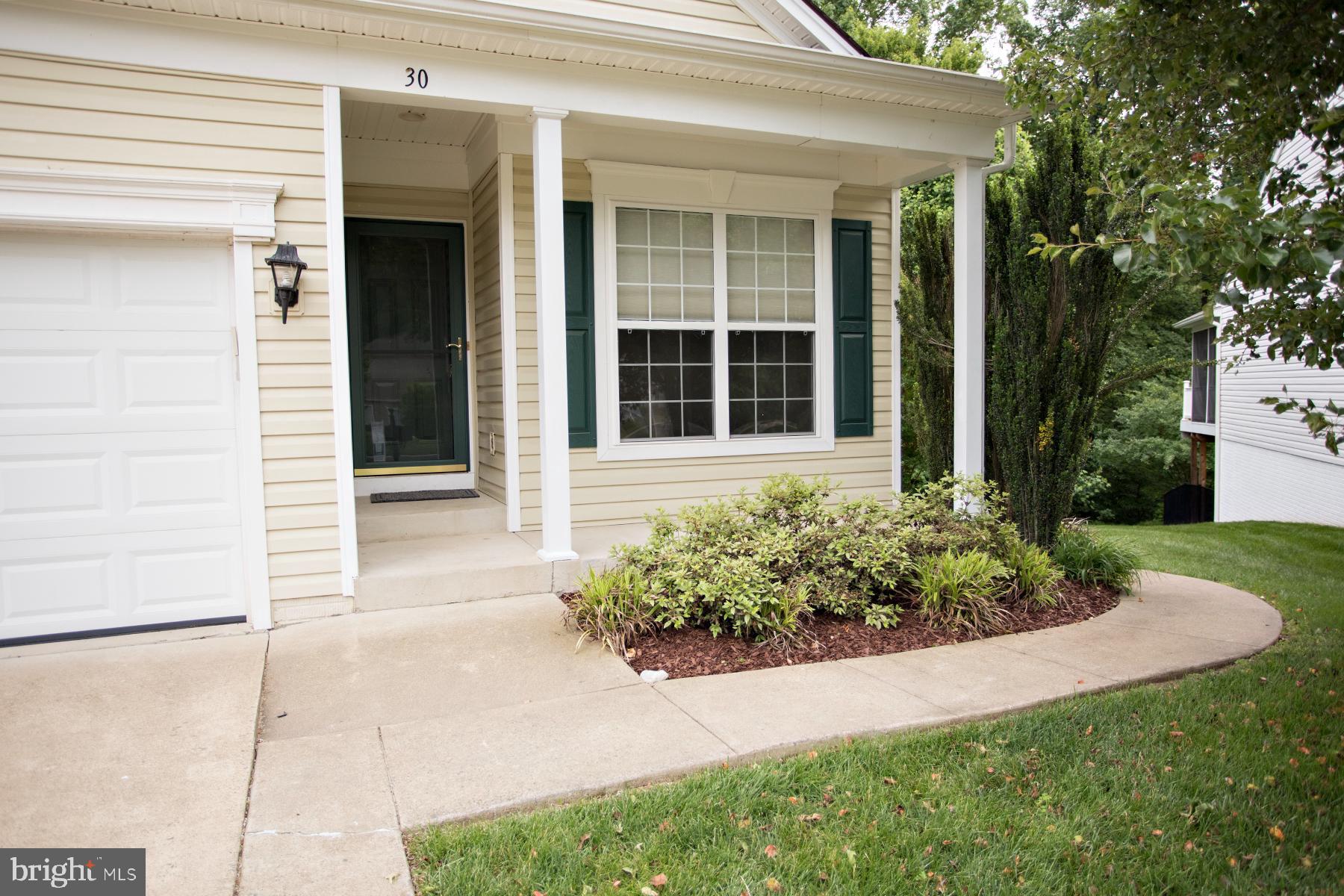 30 Dayton Cir