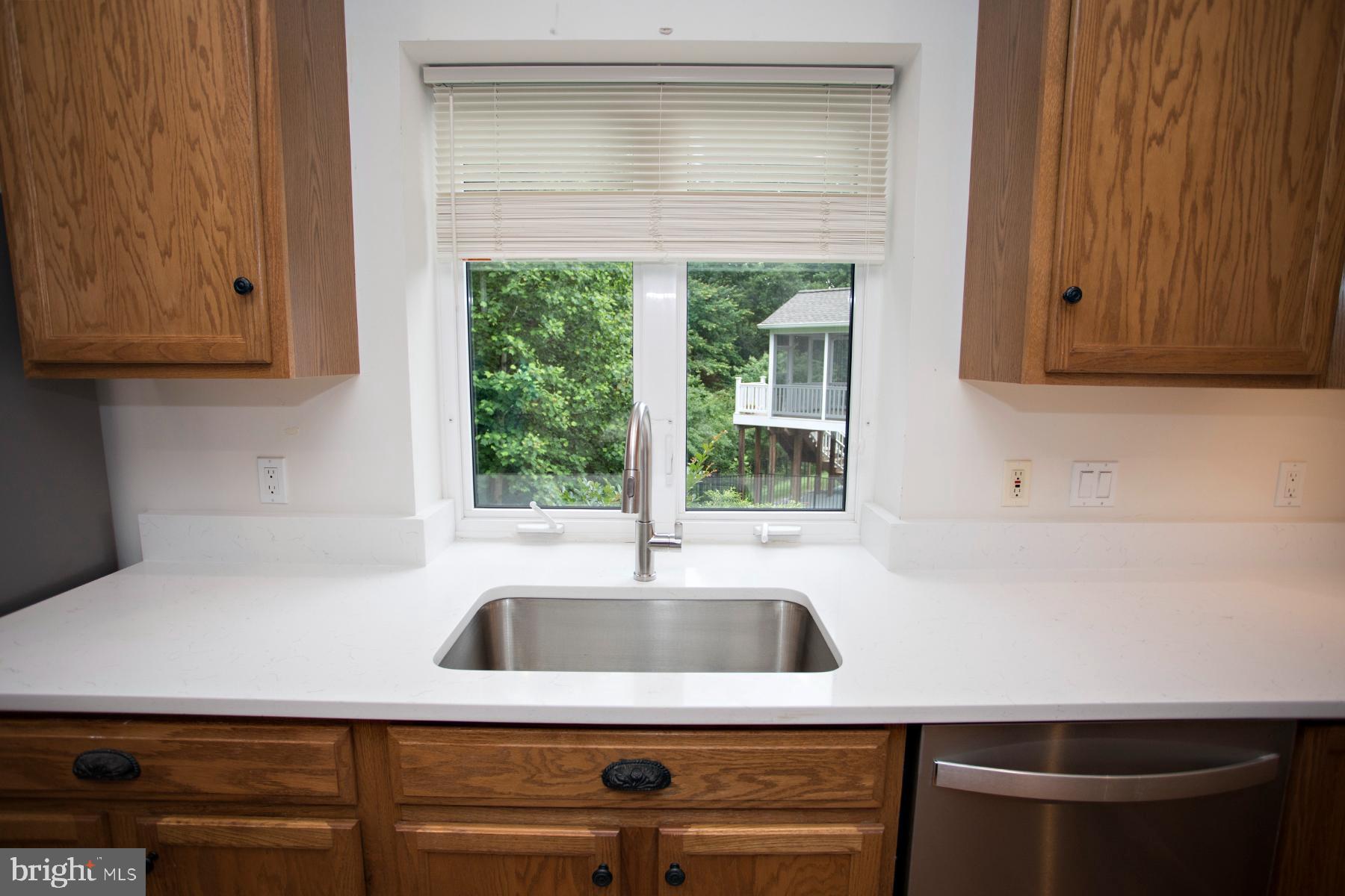 30 Dayton Cir