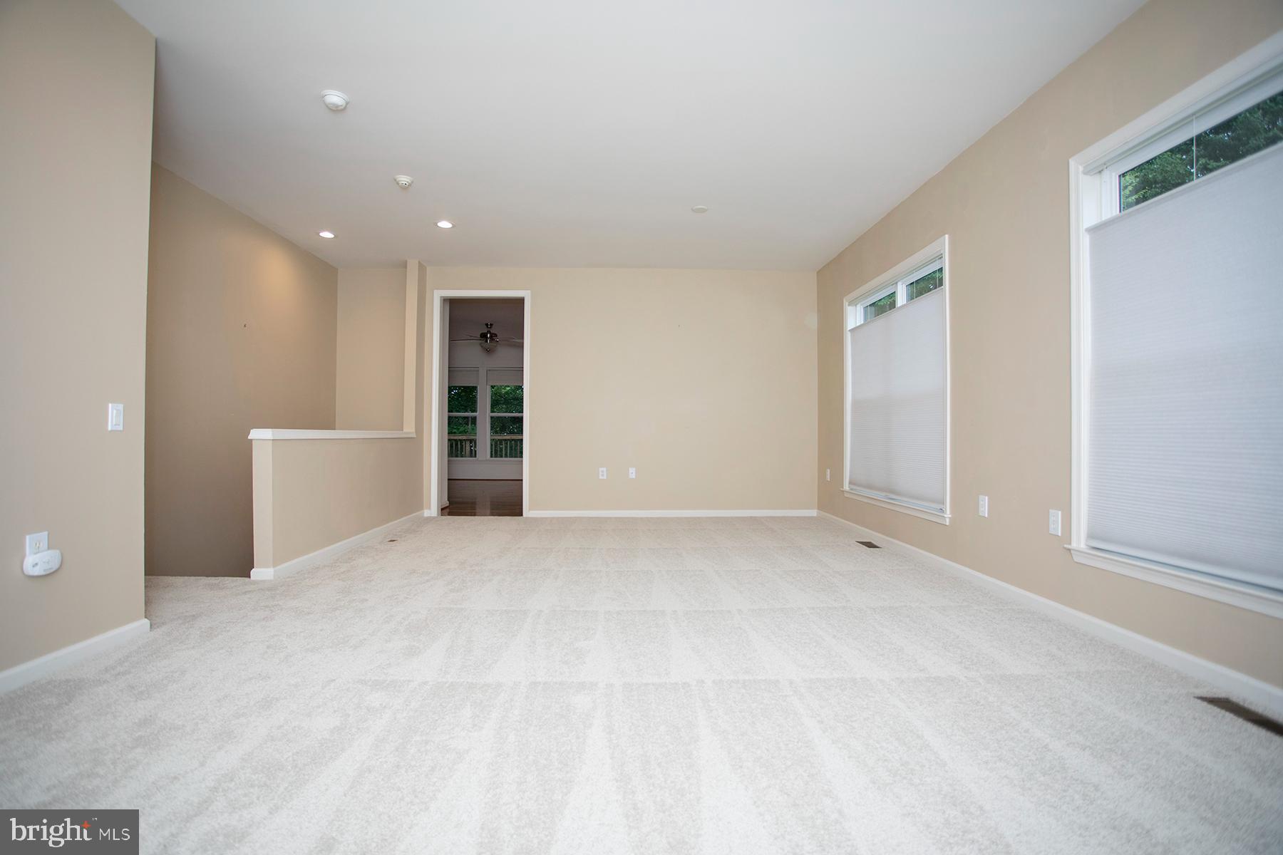 30 Dayton Cir