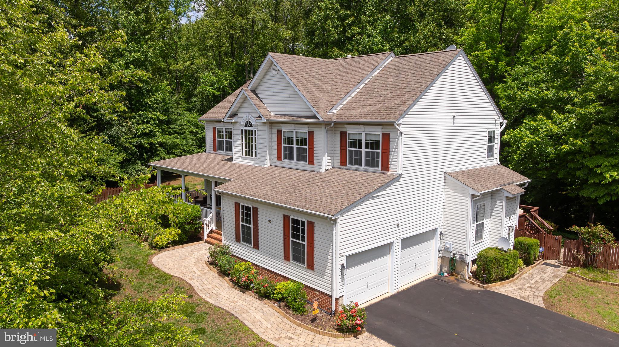 10 River Farm