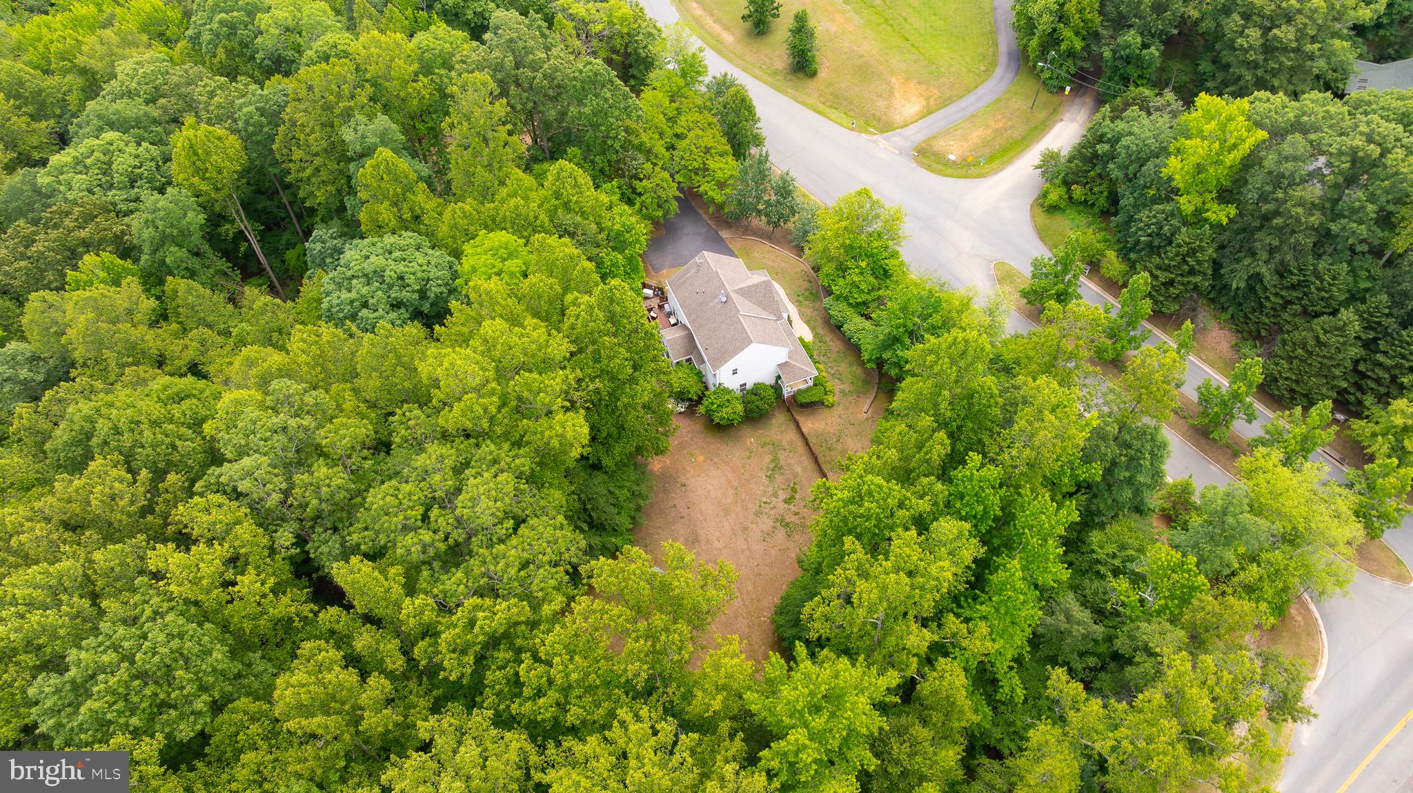 10 River Farm