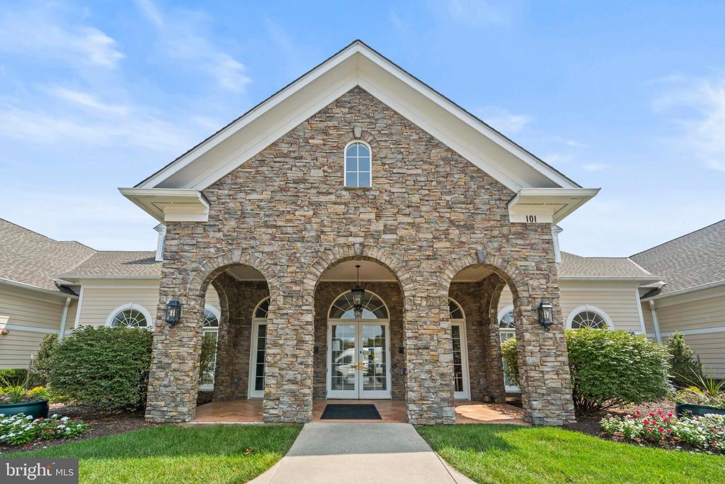 45 GOOSE CREEK CIRCLE