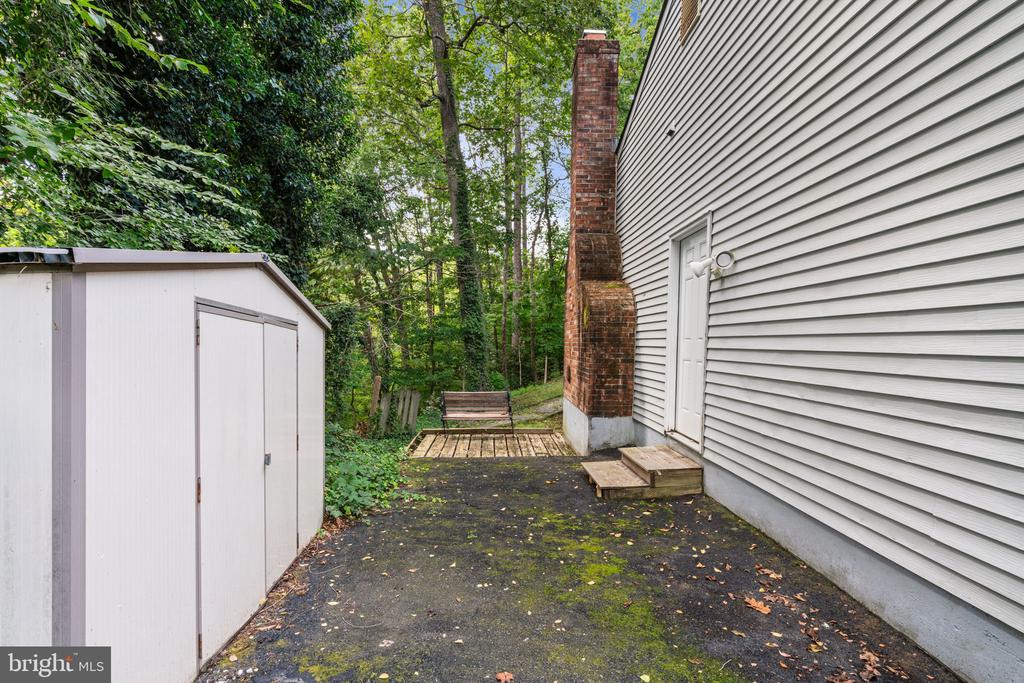 2211 AQUIA DRIVE