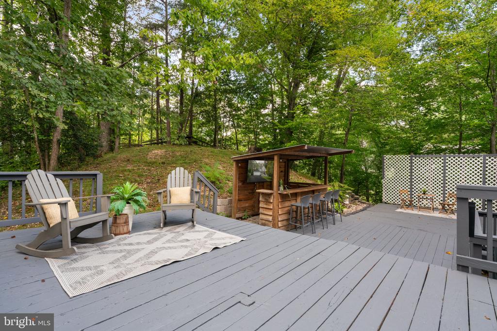 2211 AQUIA DRIVE