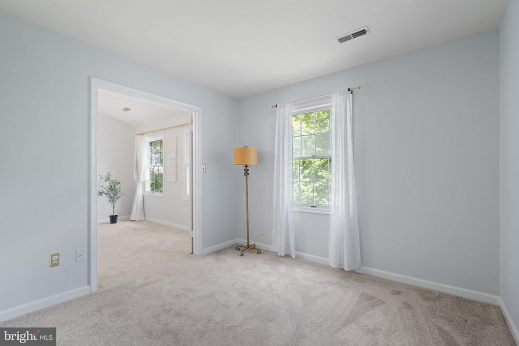 2211 AQUIA DRIVE