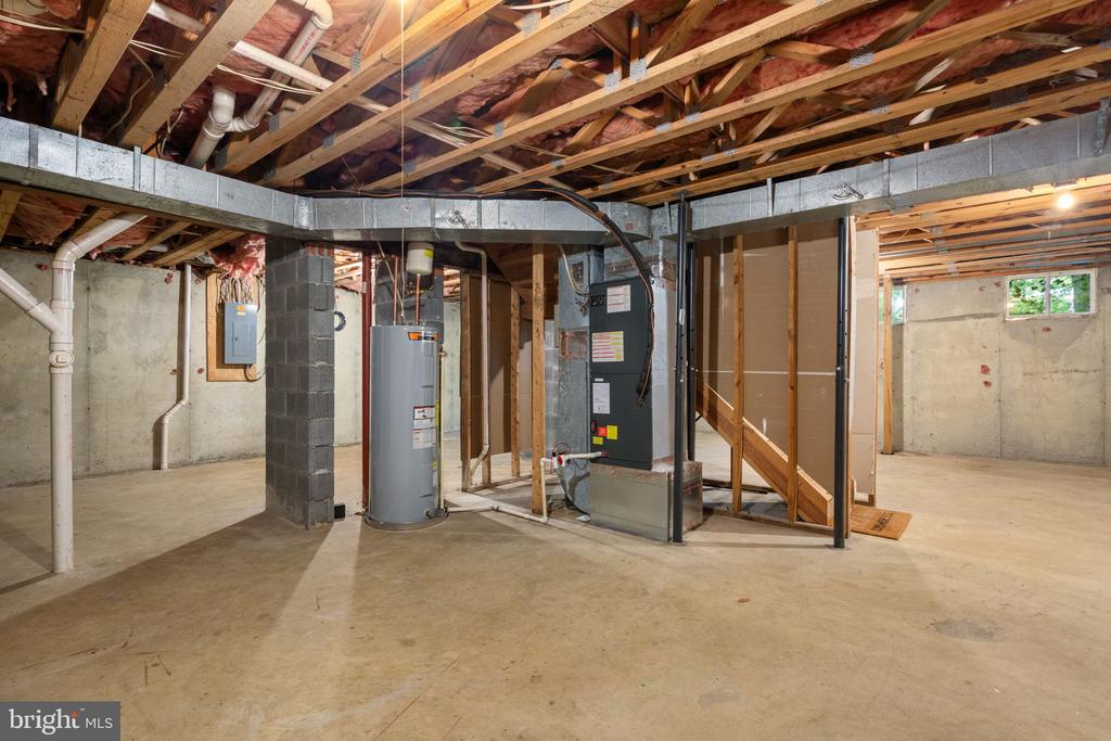 2211 AQUIA DRIVE