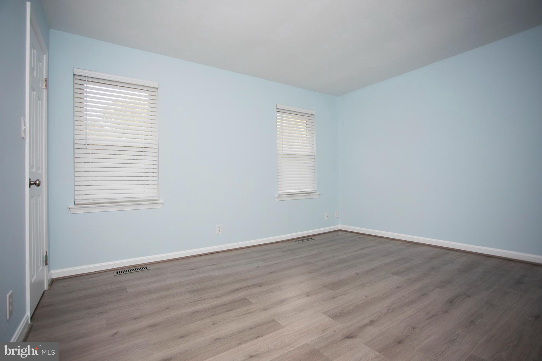 124 OAK DRIVE