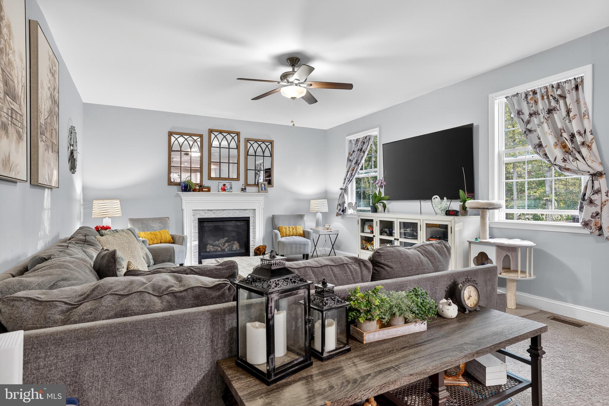 2225 CAMP GEARY LANE