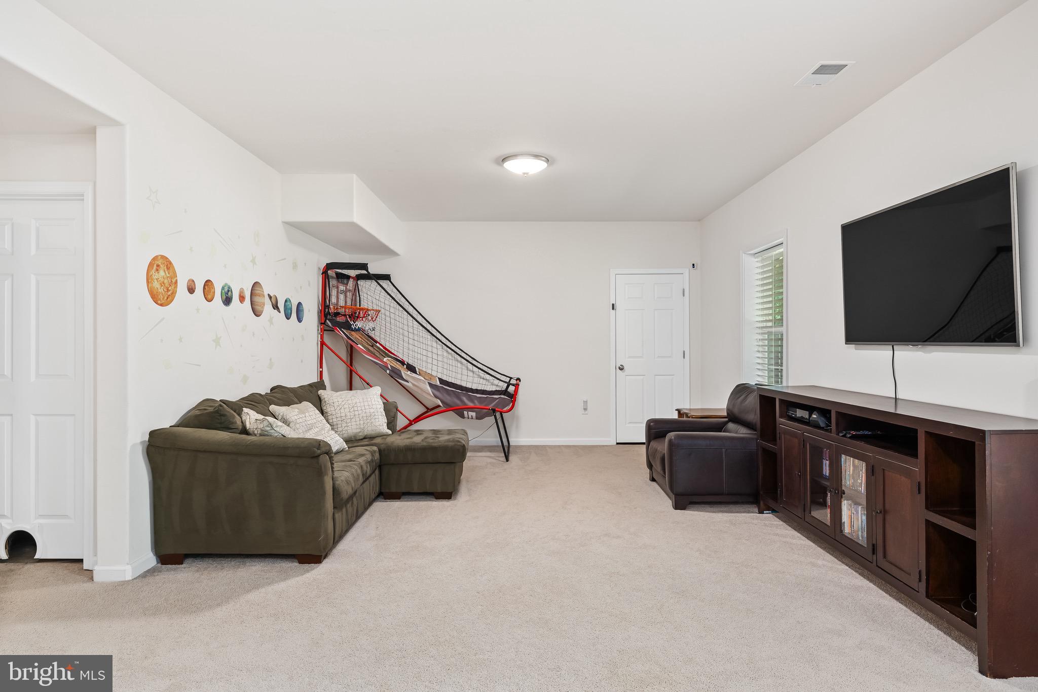 2225 CAMP GEARY LANE