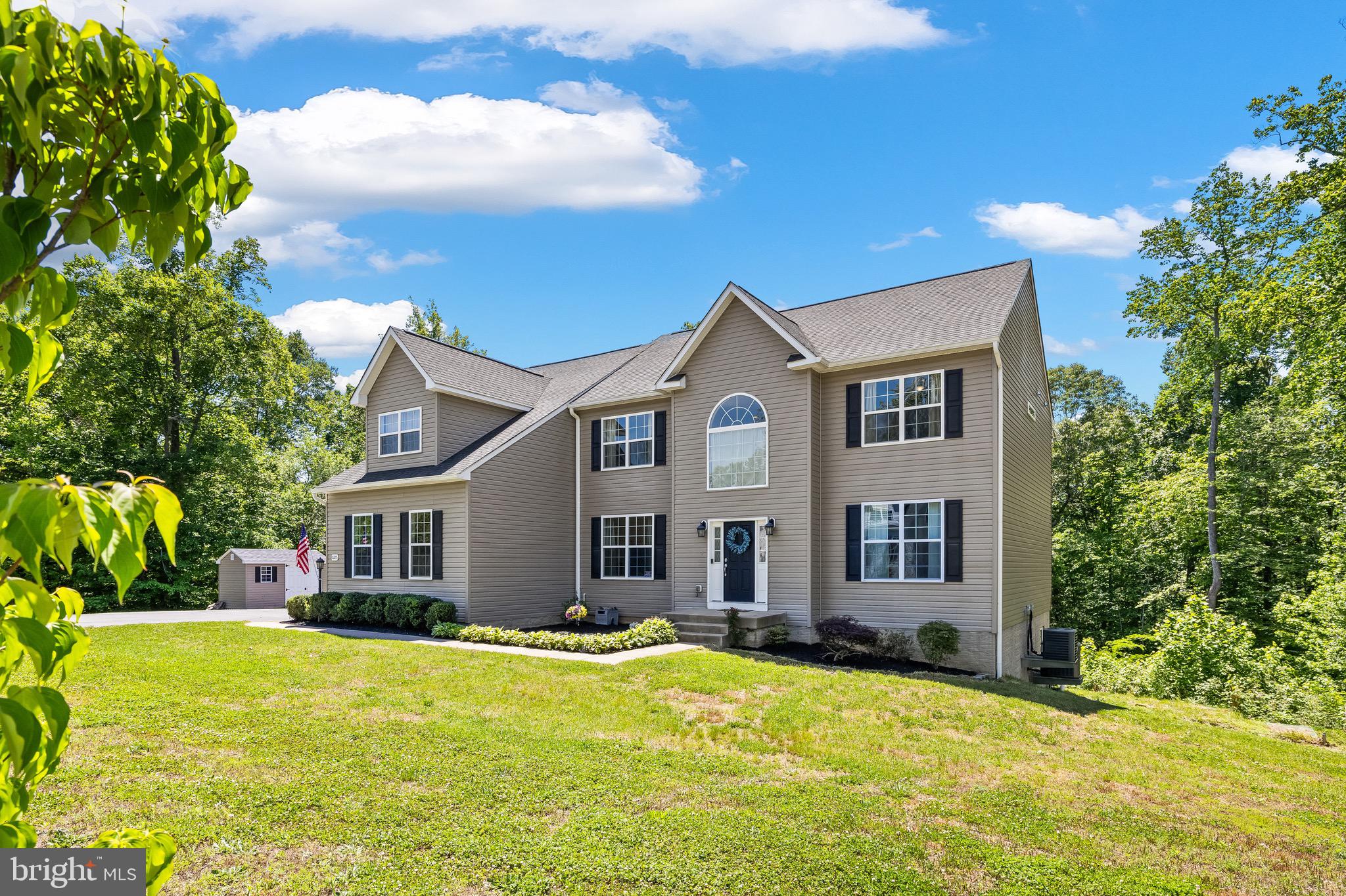 2225 CAMP GEARY LANE