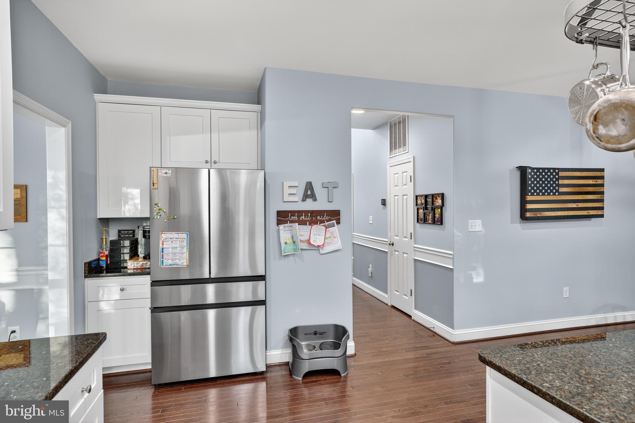 2225 CAMP GEARY LANE