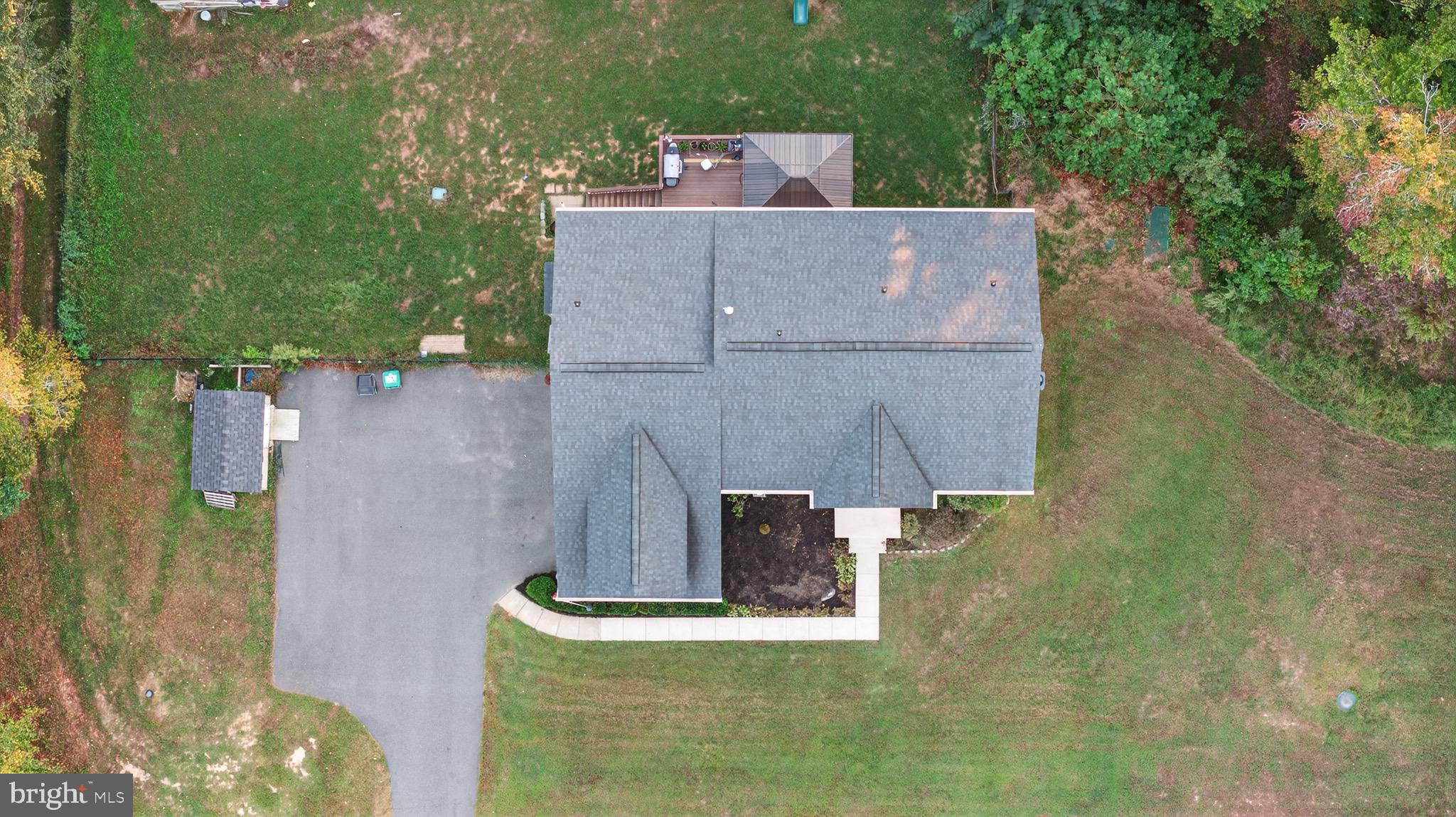 2225 CAMP GEARY LANE