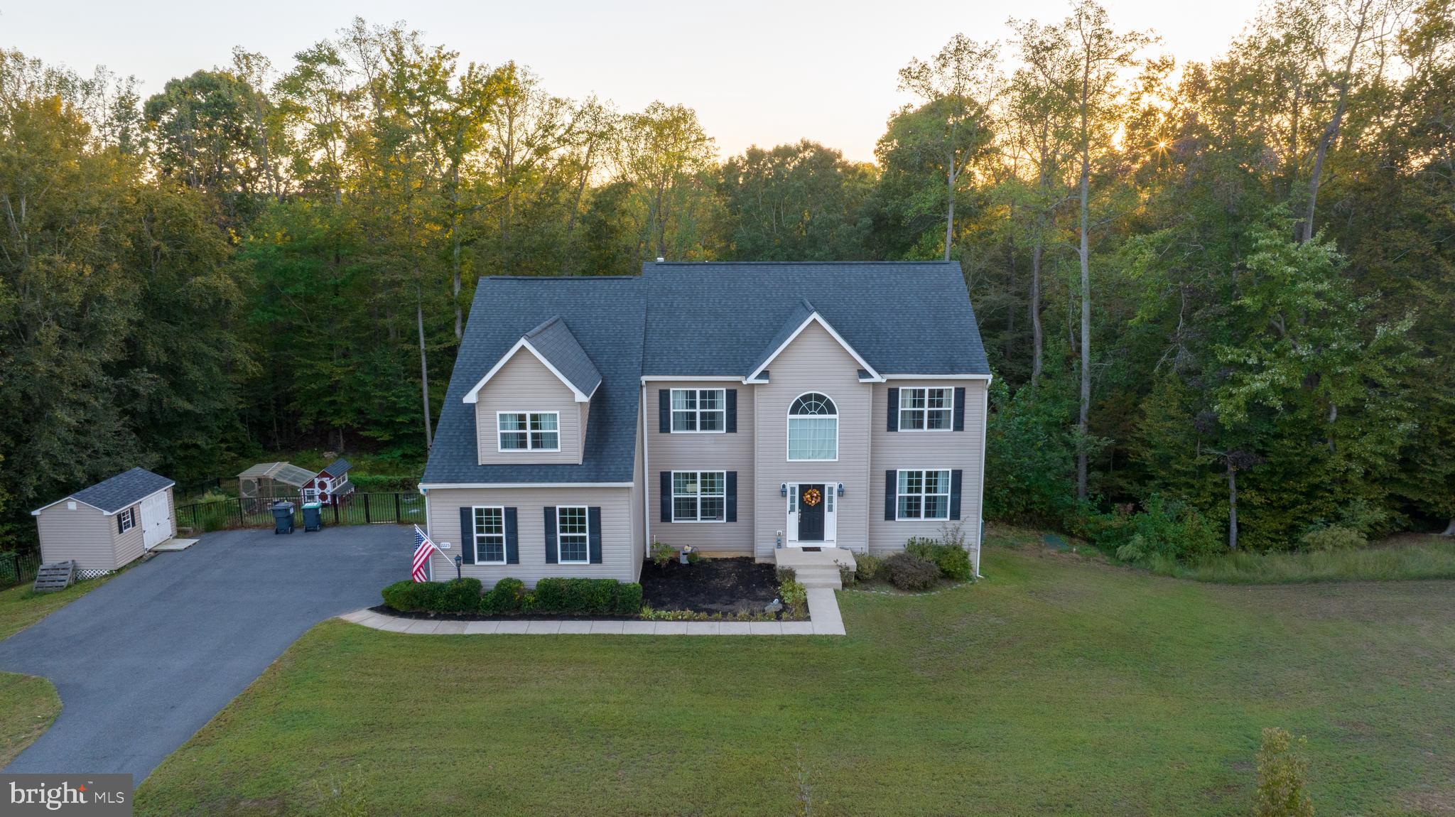 2225 CAMP GEARY LANE