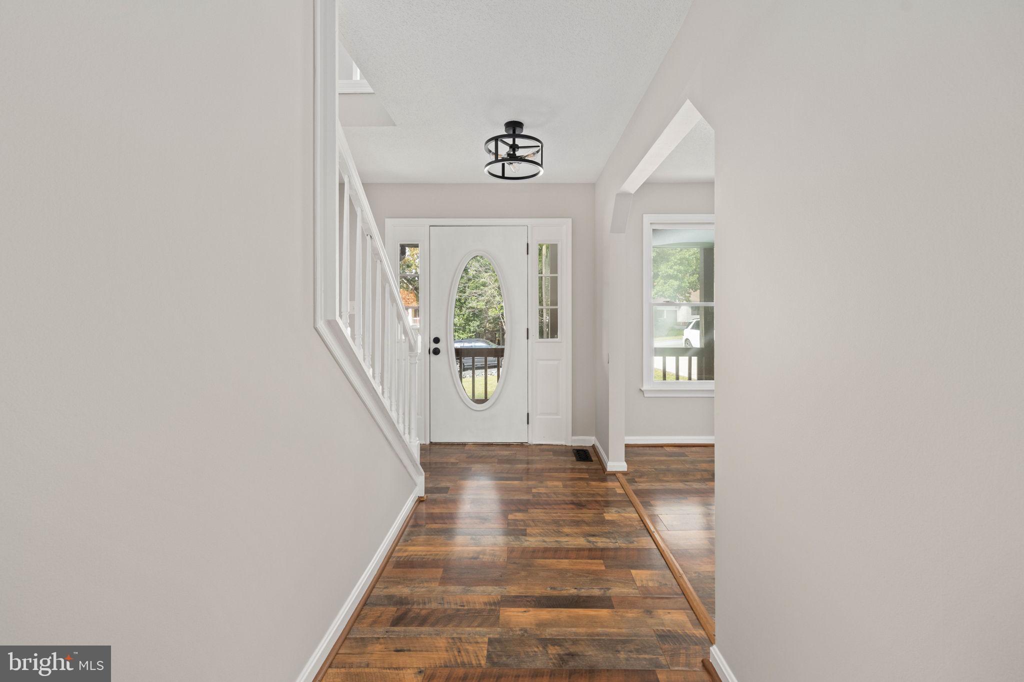 4 ENDICOTT LANE