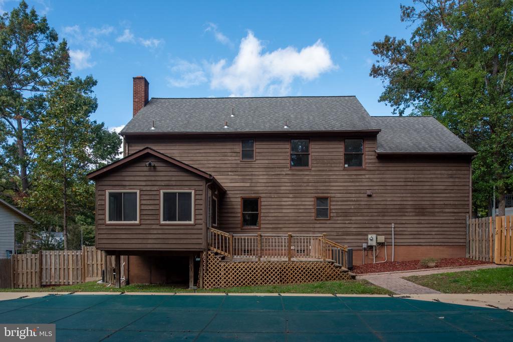 4 ENDICOTT LANE