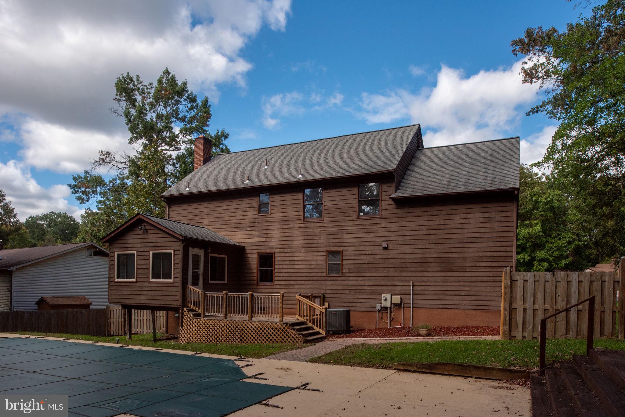 4 ENDICOTT LANE