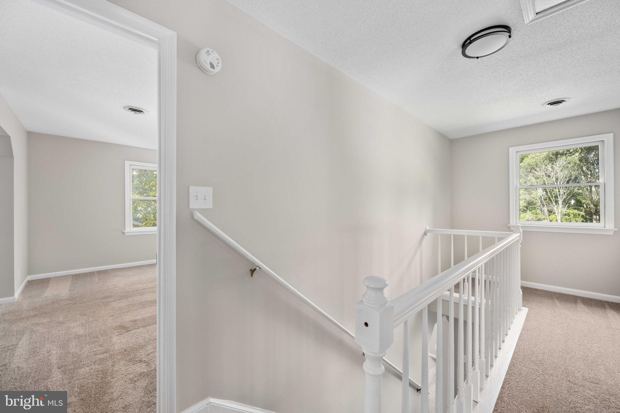 4 ENDICOTT LANE