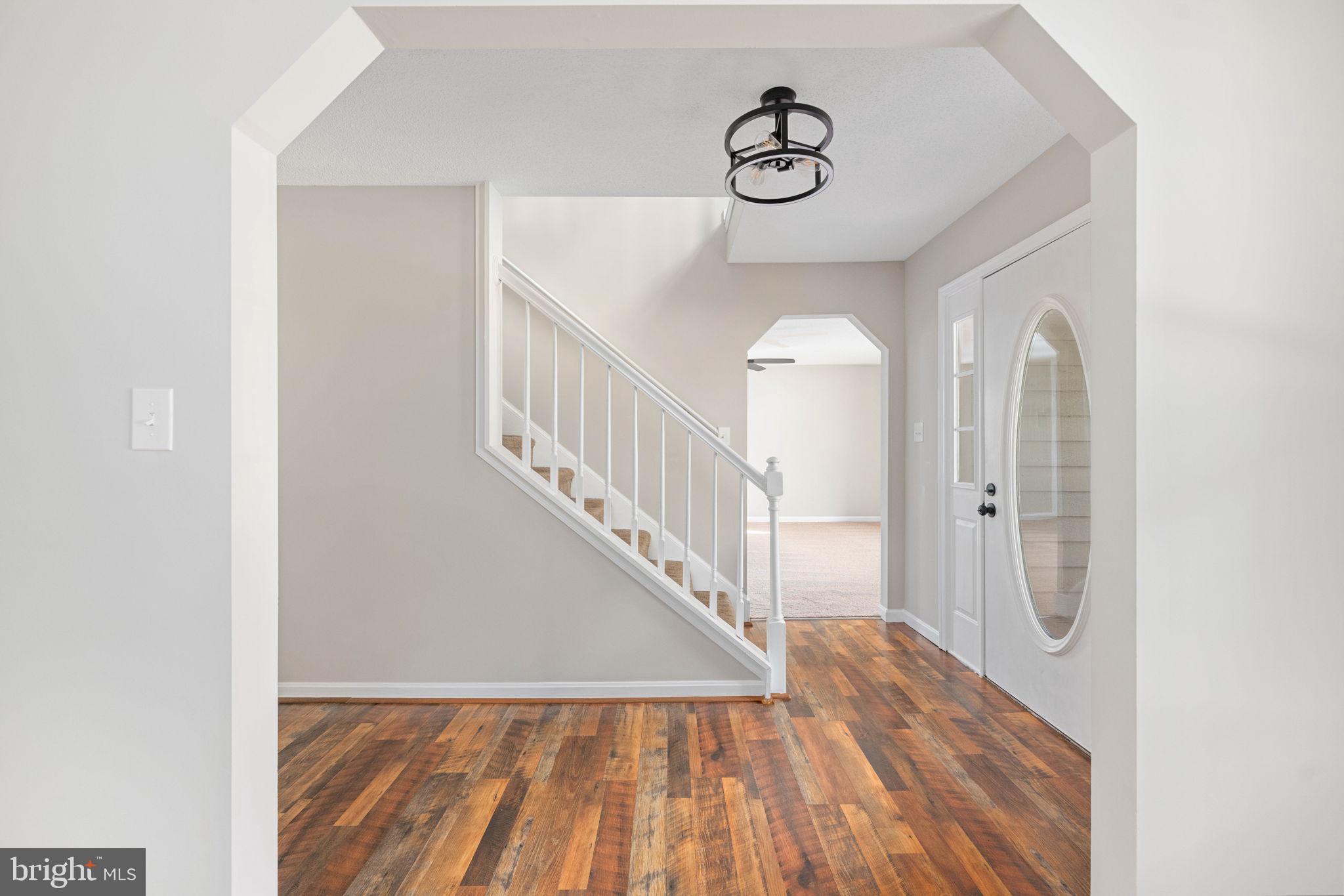4 ENDICOTT LANE