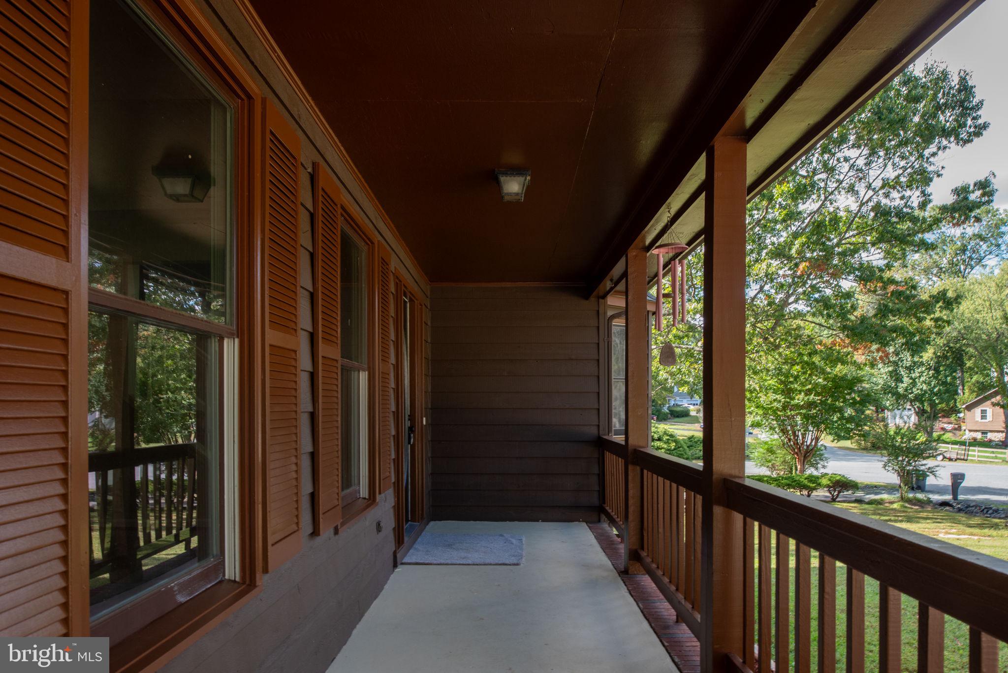 4 ENDICOTT LANE