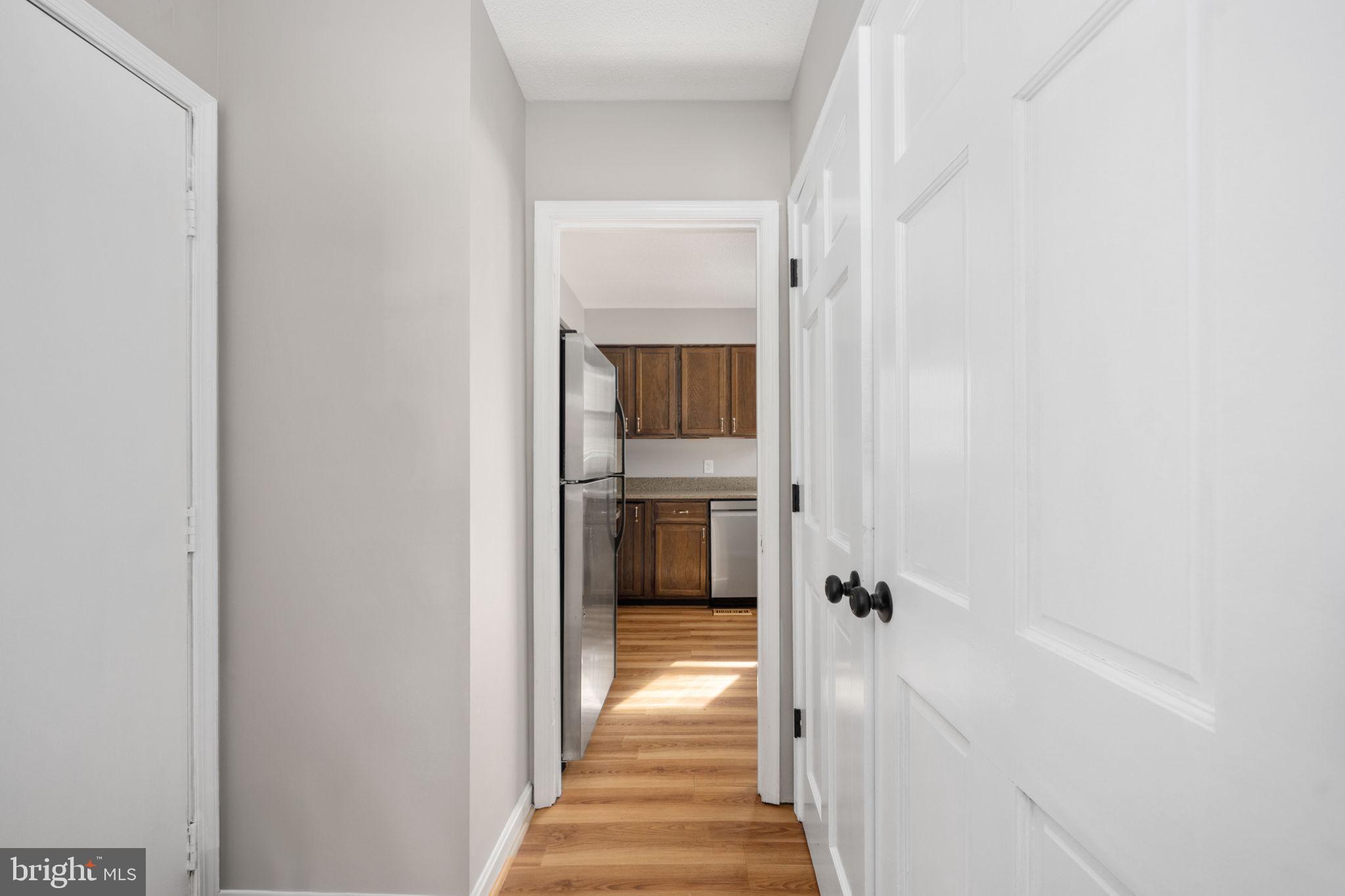 4 ENDICOTT LANE