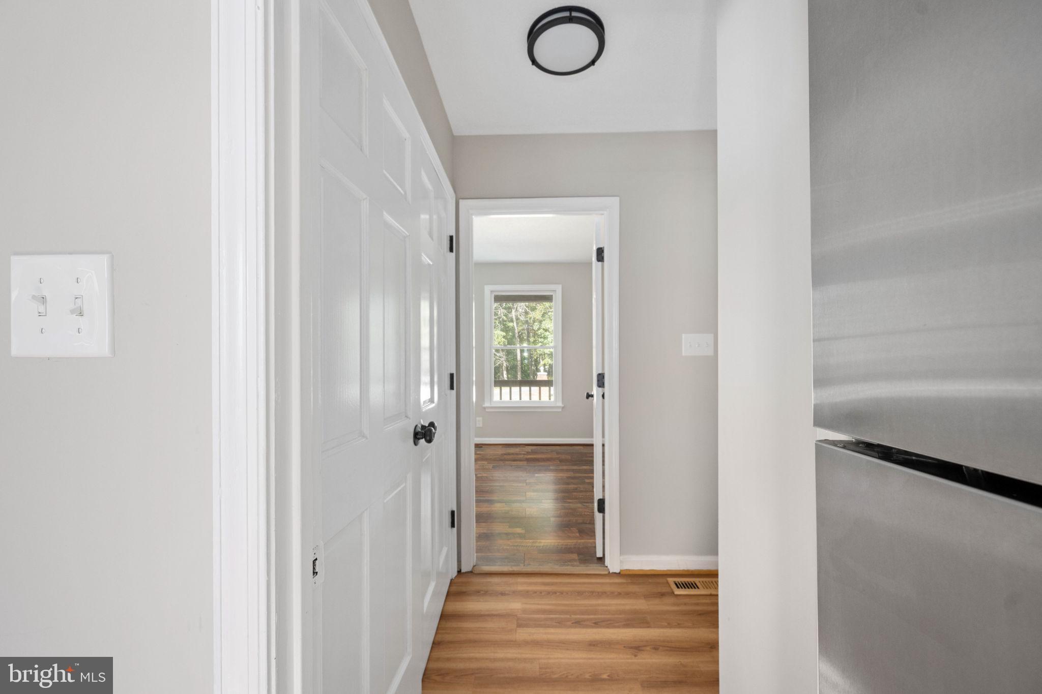 4 ENDICOTT LANE
