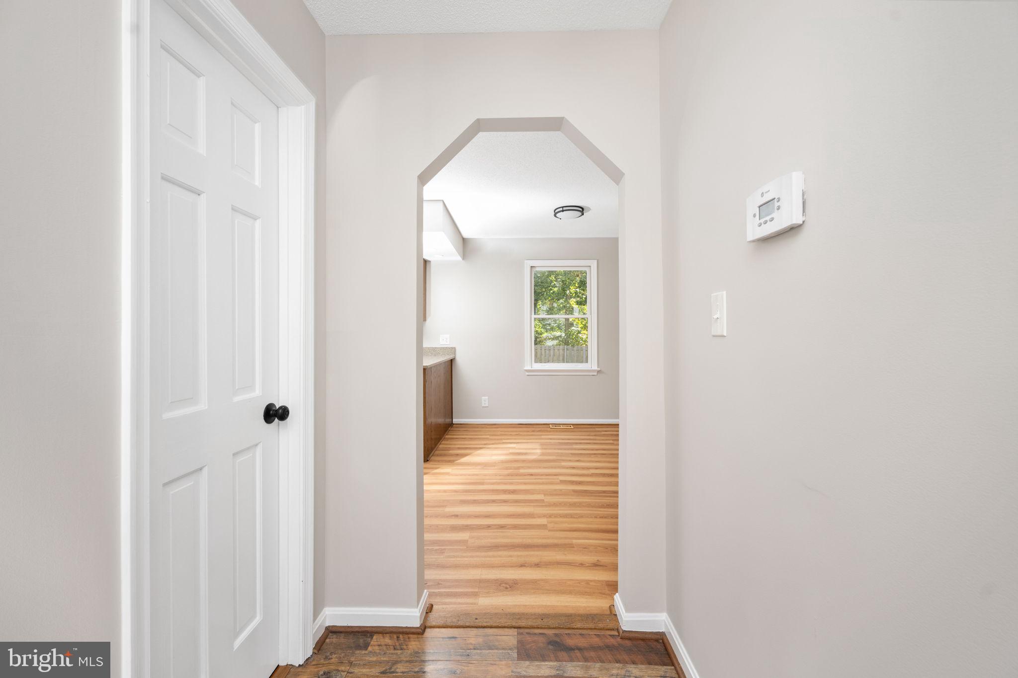 4 ENDICOTT LANE