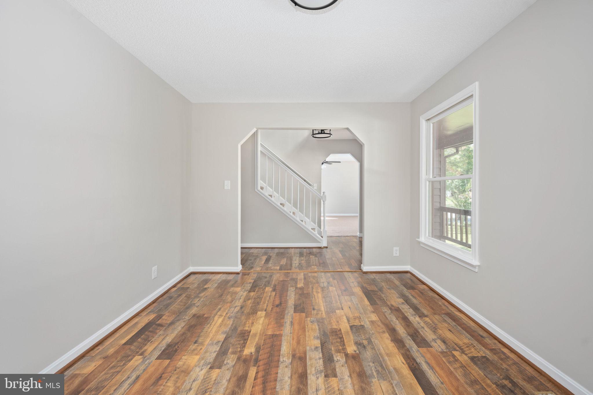 4 ENDICOTT LANE