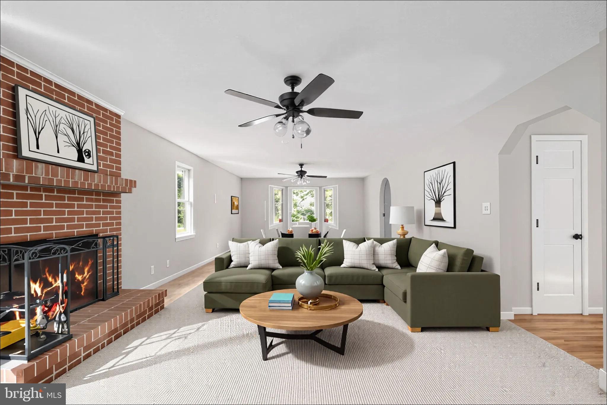 4 ENDICOTT LANE