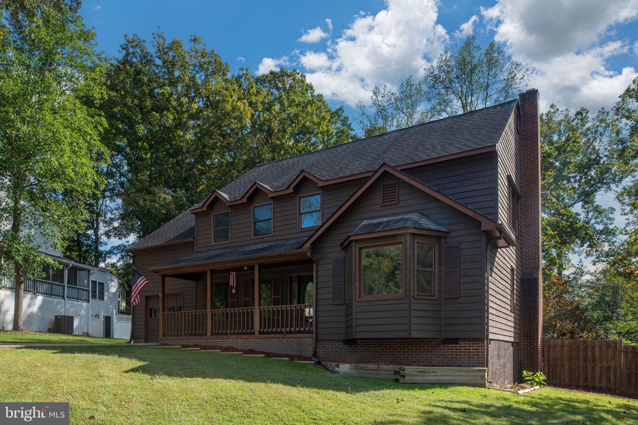4 ENDICOTT LANE