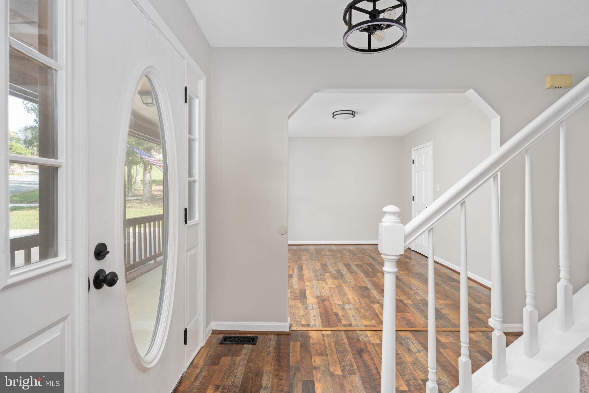4 ENDICOTT LANE