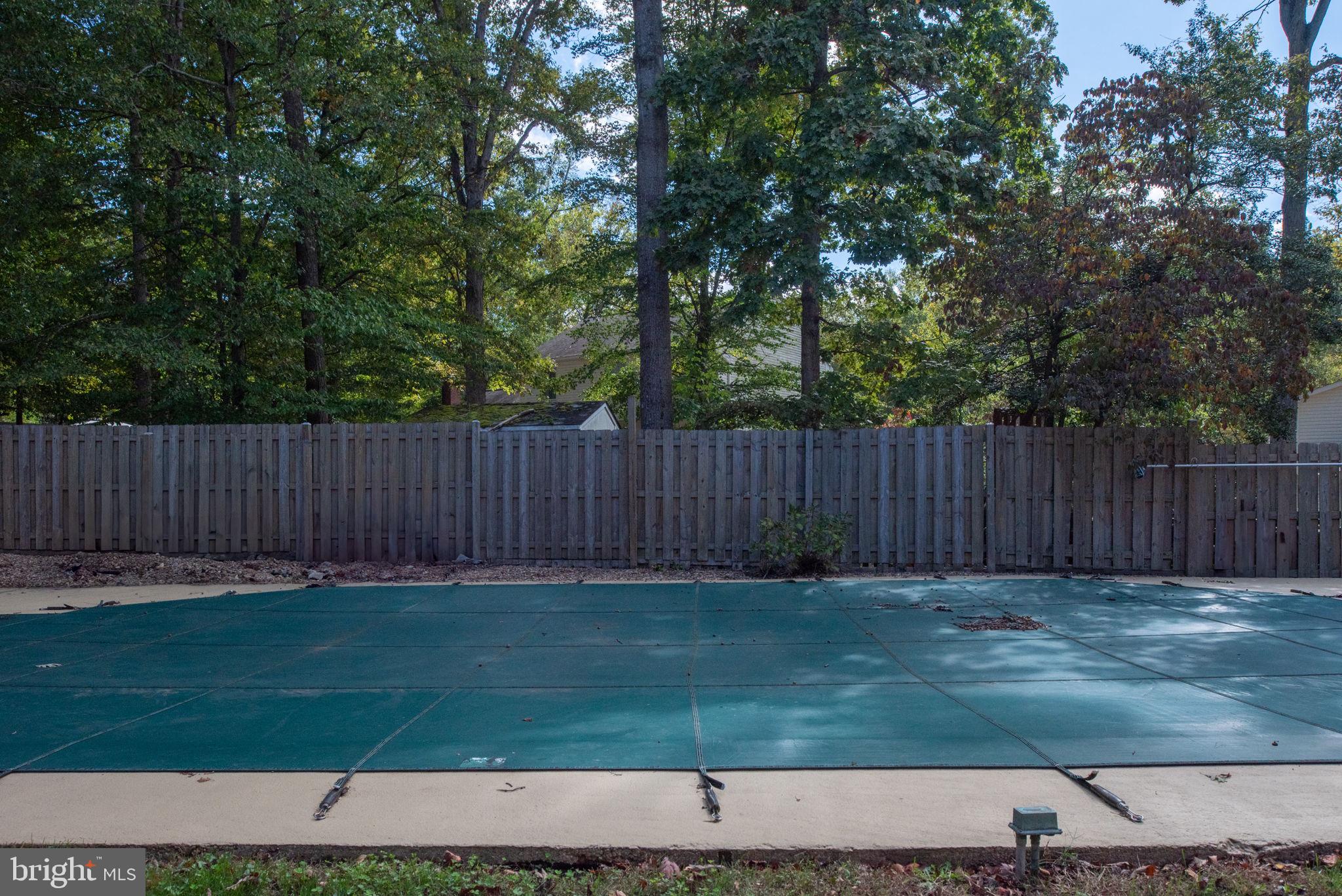4 ENDICOTT LANE