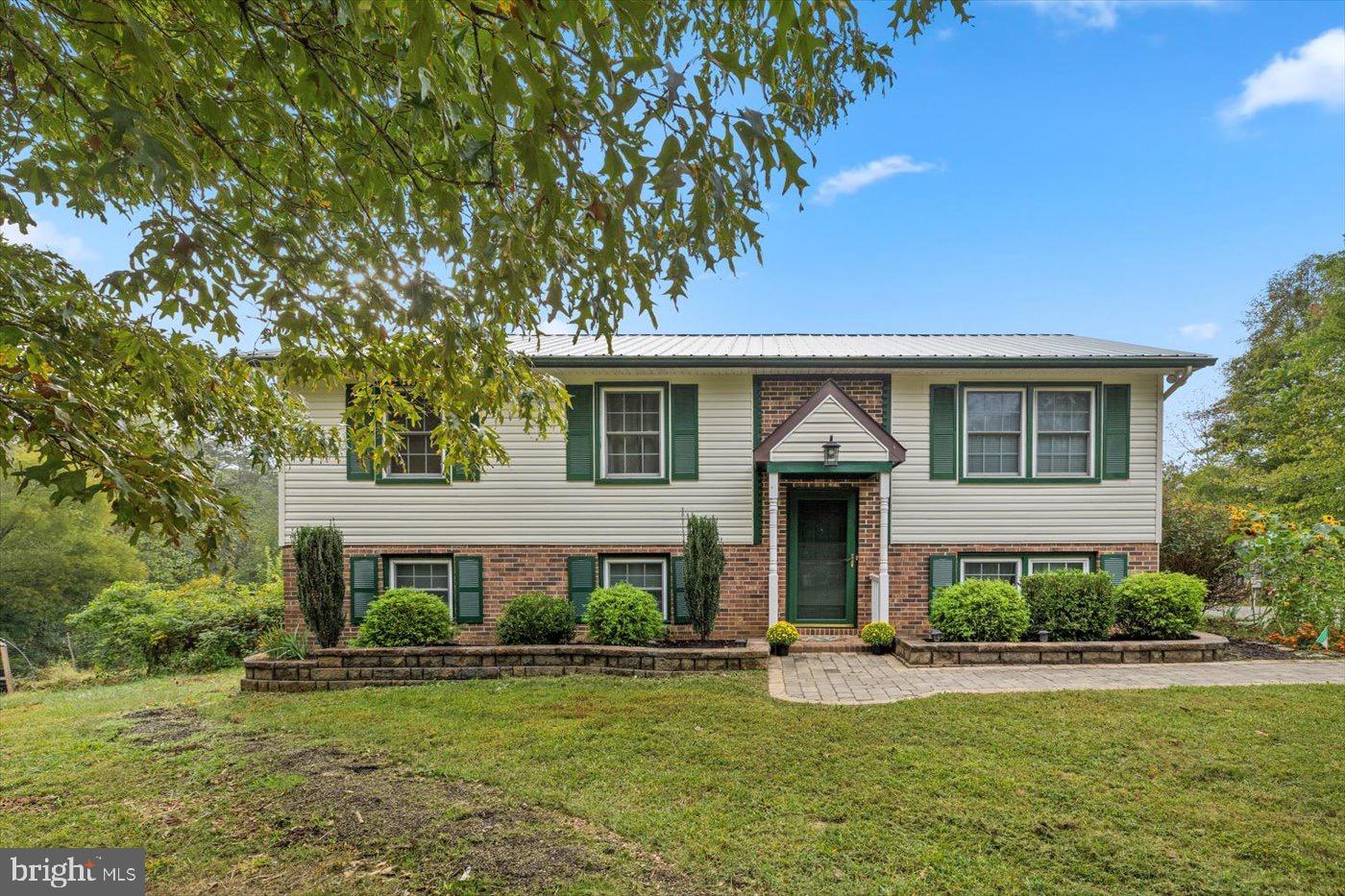 621 HOLLY CORNER ROAD