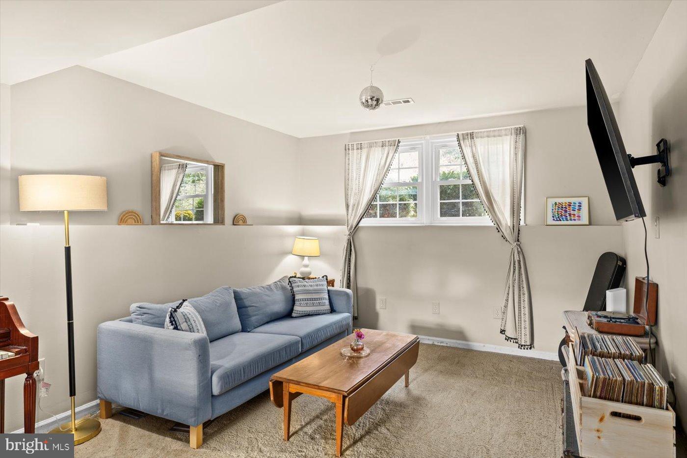 621 HOLLY CORNER ROAD